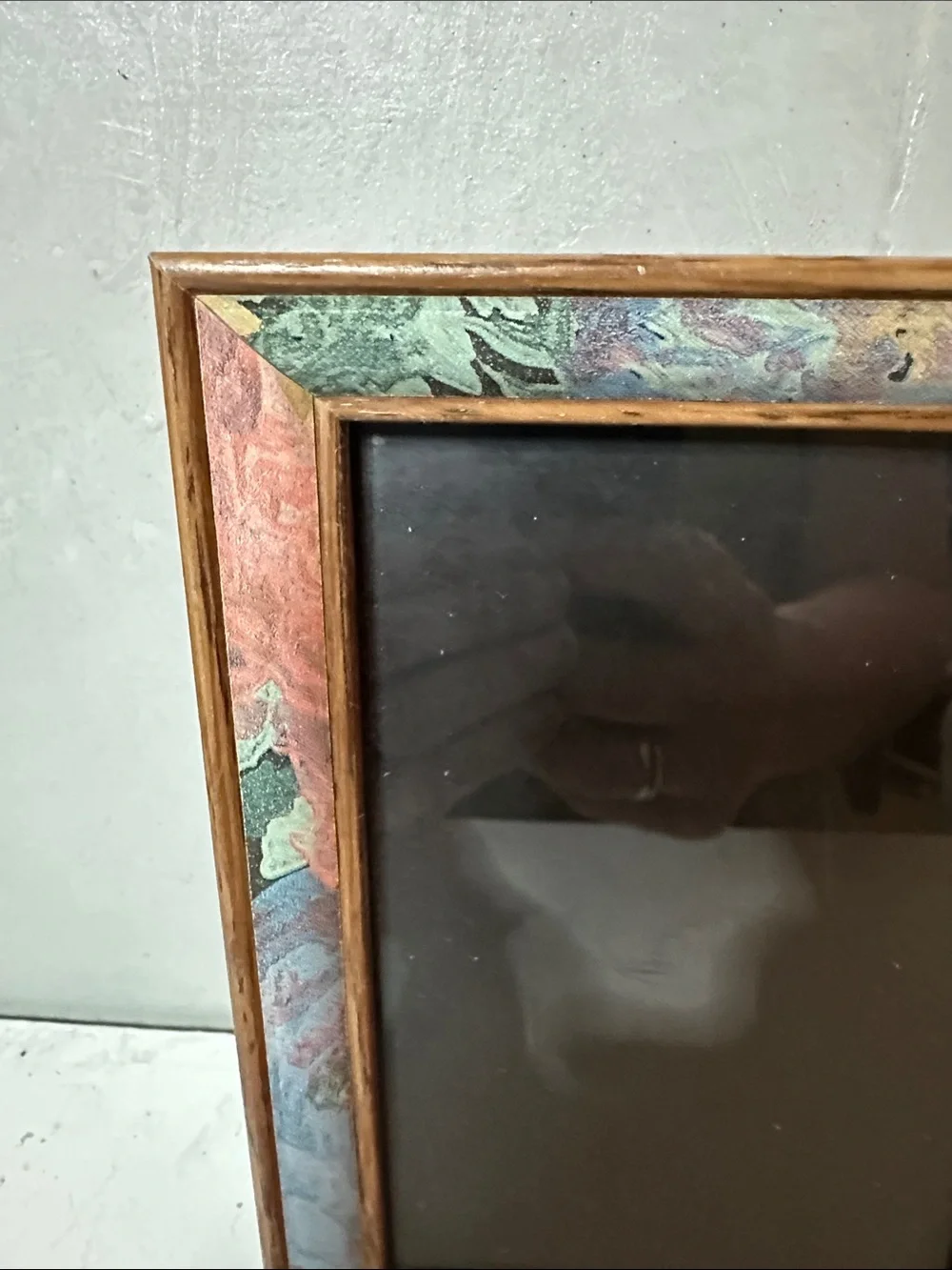 VINTAGE 80'S 90'S WOOD FLORAL PICTURE FRAME FITS 4x6